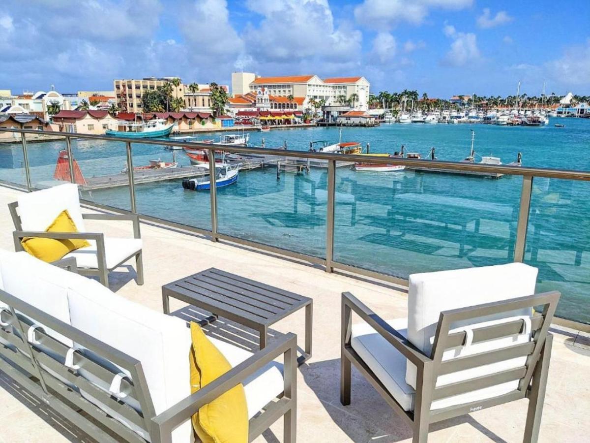 Stylish Luxury Condo, Central Location, Ocean View, Pool, Gym Ораньестад Экстерьер фото