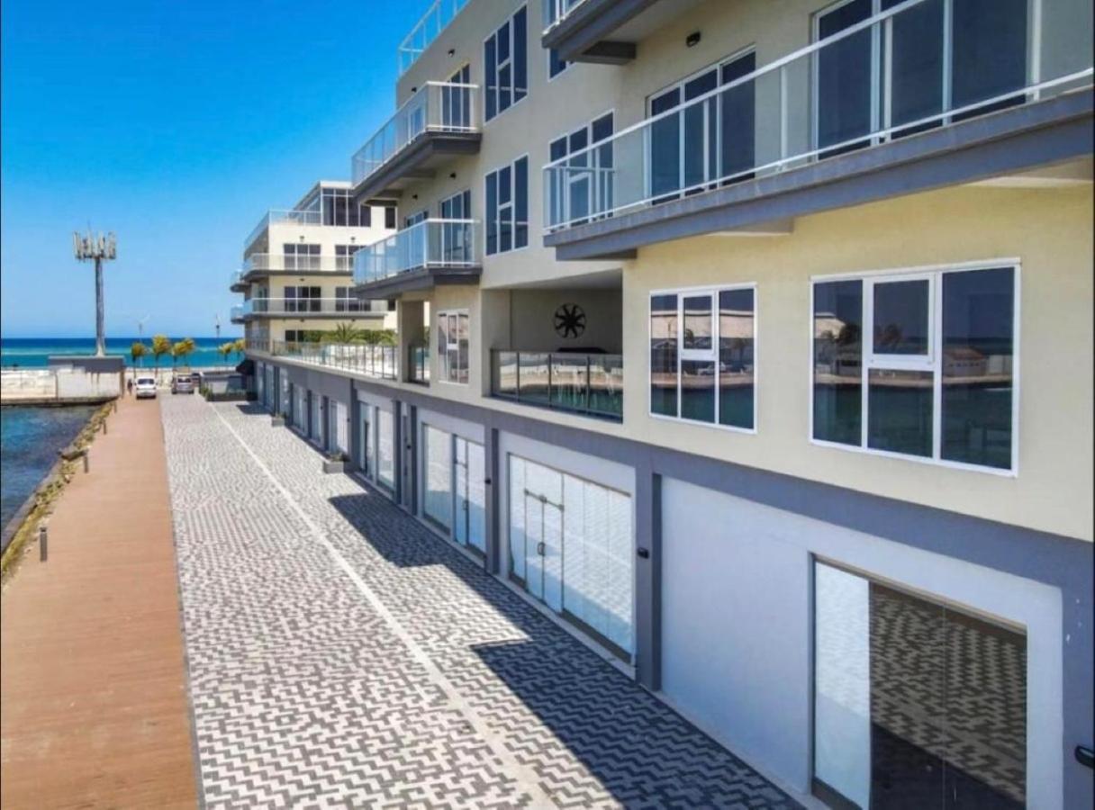 Stylish Luxury Condo, Central Location, Ocean View, Pool, Gym Ораньестад Экстерьер фото